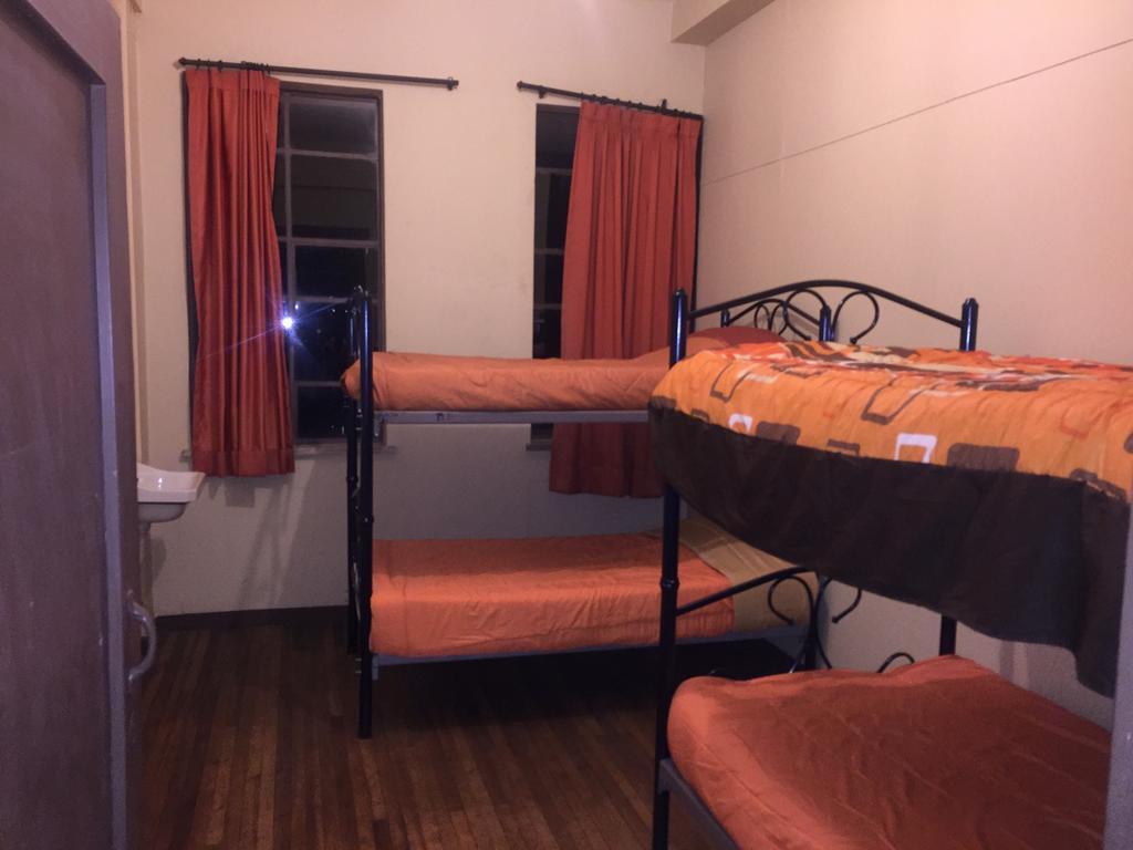 Check Inn Bed And Breakfast Cuenca Rum bild