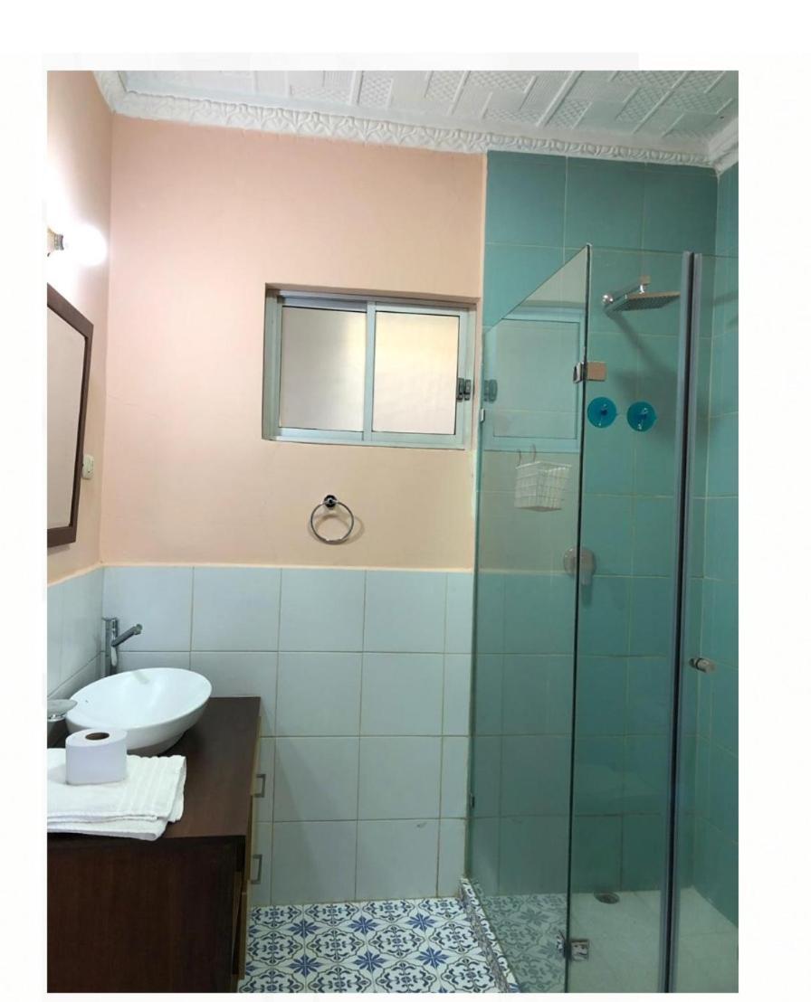 Check Inn Bed And Breakfast Cuenca Rum bild