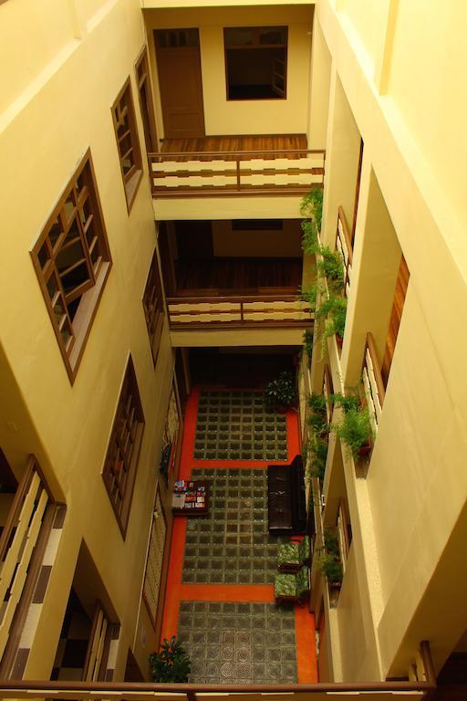 Check Inn Bed And Breakfast Cuenca Exteriör bild
