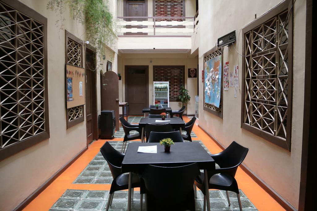 Check Inn Bed And Breakfast Cuenca Exteriör bild